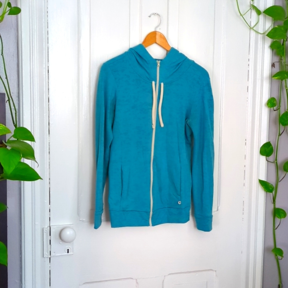 Mountain Hardware Hoodie